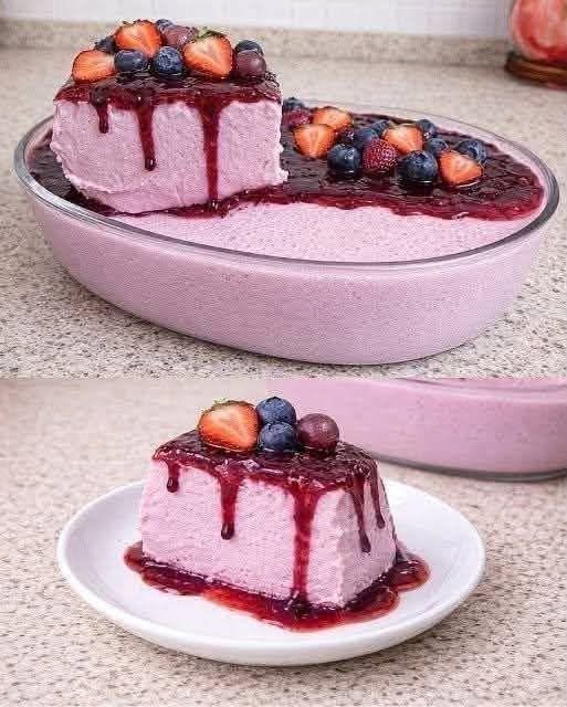 No-Bake Berry Mousse Cake