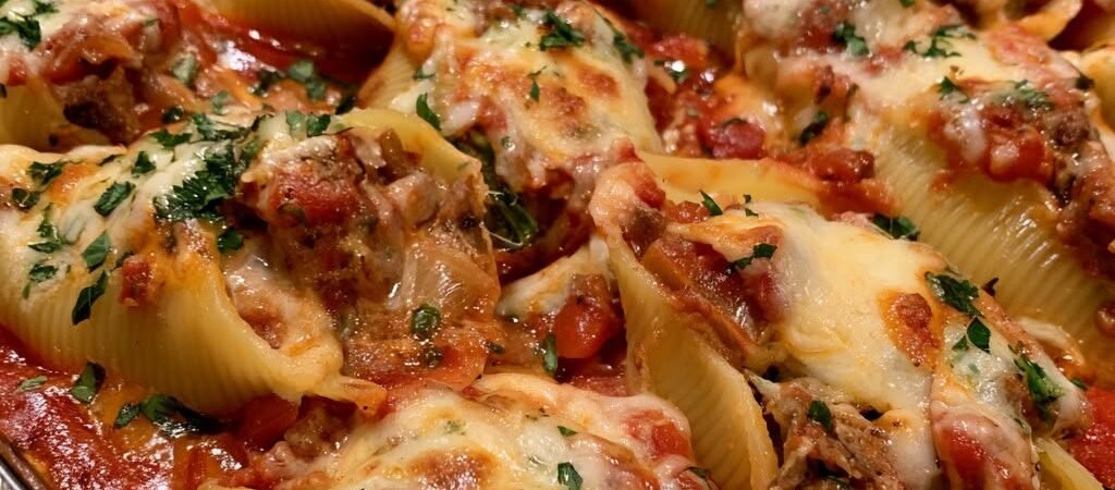 Cheesy Beef Stuffed Shells