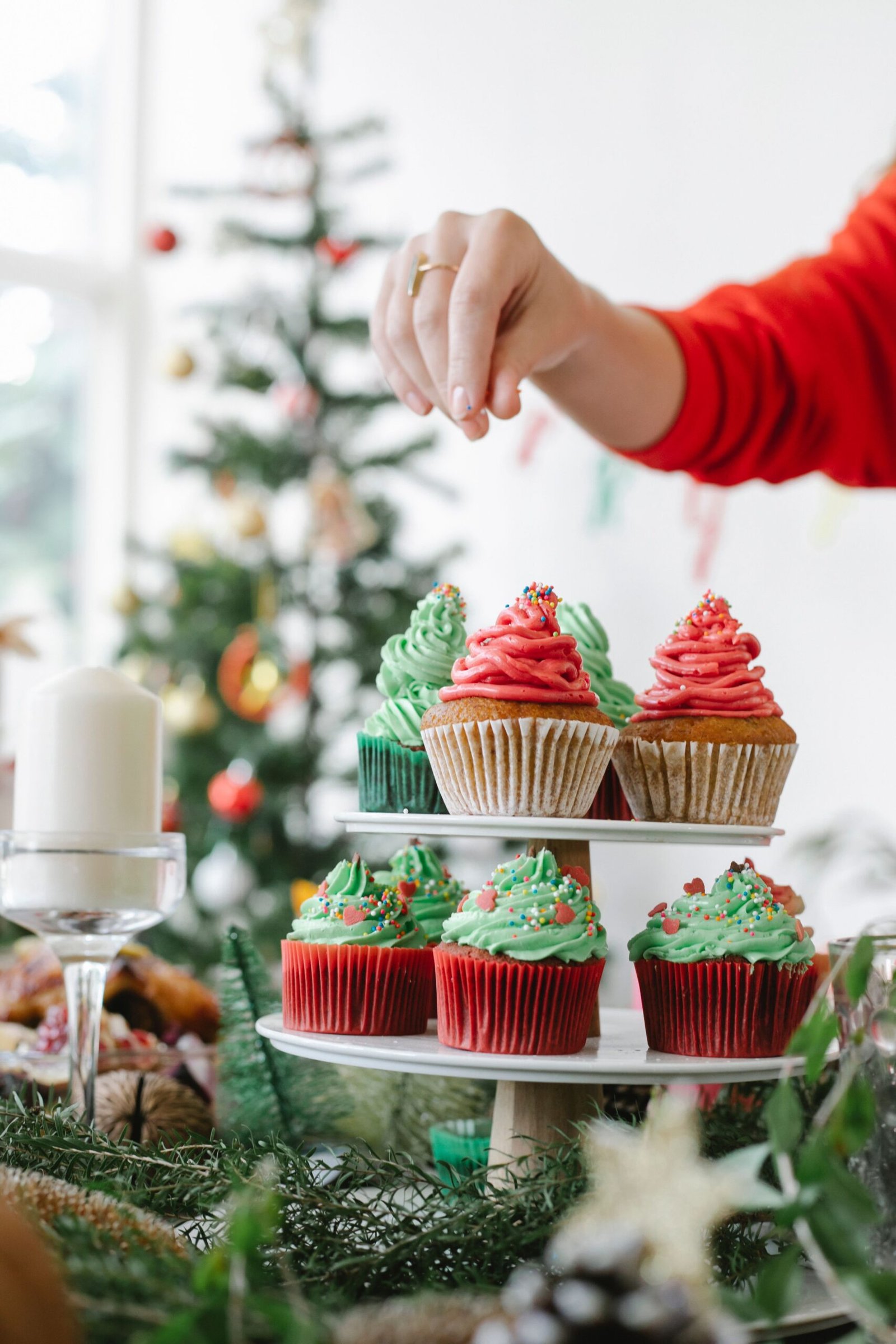 Christmas Tree Cupcakes with Red and Green Buttercream Frosting